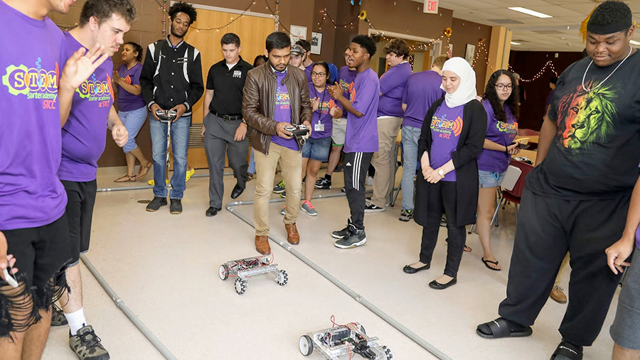 What Are Robotics Workshops For High Schoolers Like?